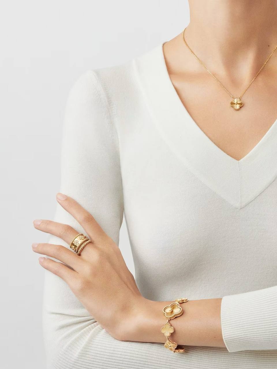 Van Cleef - Vintage Alhambra pendant