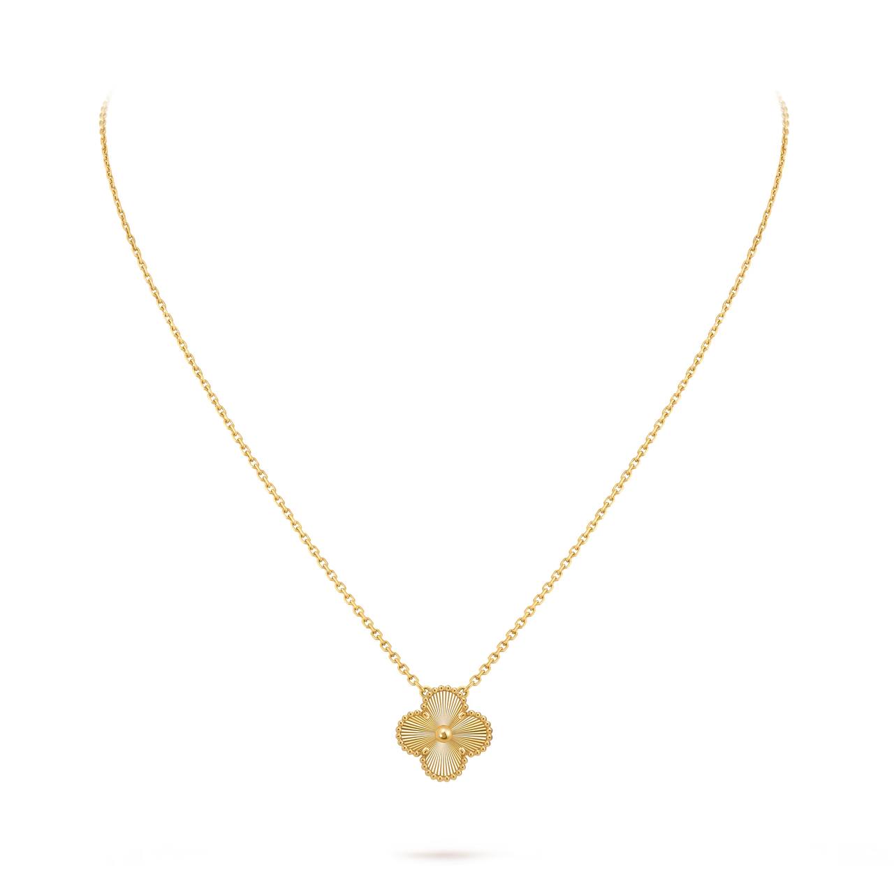 Van Cleef - Vintage Alhambra pendant