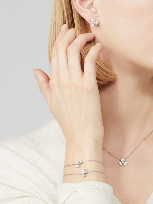 Van Cleef Frivole pendant, mini model White gold
