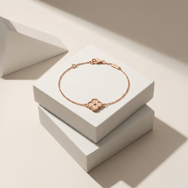 Van cleef, Sweet Alhambra Pink gold Set